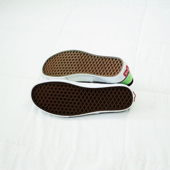 Vans Classic Slip-on LX Steve Caballero - Picture 8 of 10